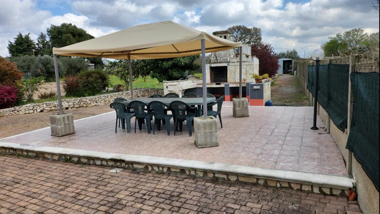 Case Vacanza E Camere In Villa Isabella Con Parcheggio Custodito E Wifi Gioia Del Colle Exterior foto